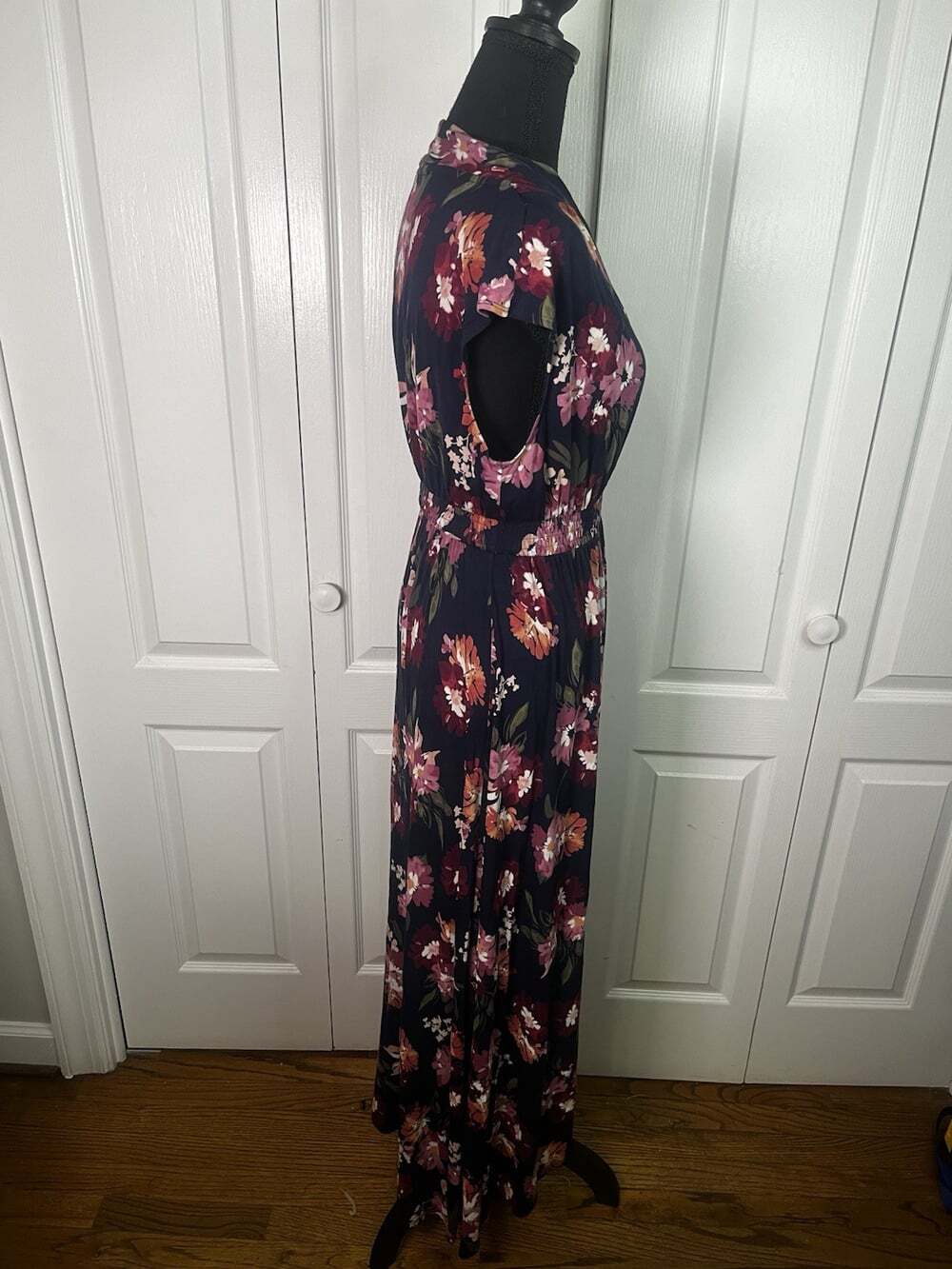 Isabel Maternity Nursing Navy Floral Faux Wrap Maxi Dress Sz M Smocked Cap Sleev - Picture 5 of 10